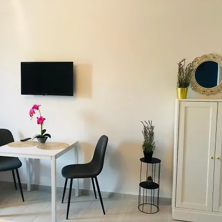 Urszula's - By The Sea Apartment