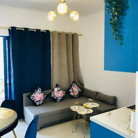 Urszula's - By The Sea Apartman